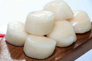 Sea scallops roe off